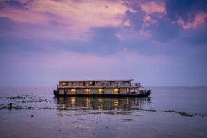 Kerala boat house price